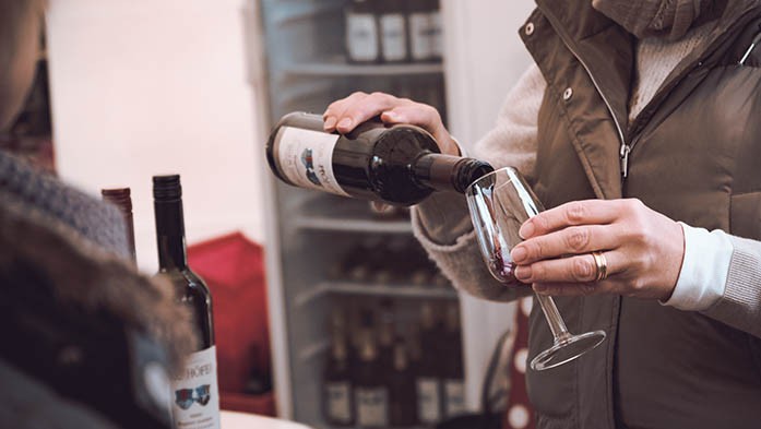 Wein und Delikatessen auf der Winterträume Mechernich